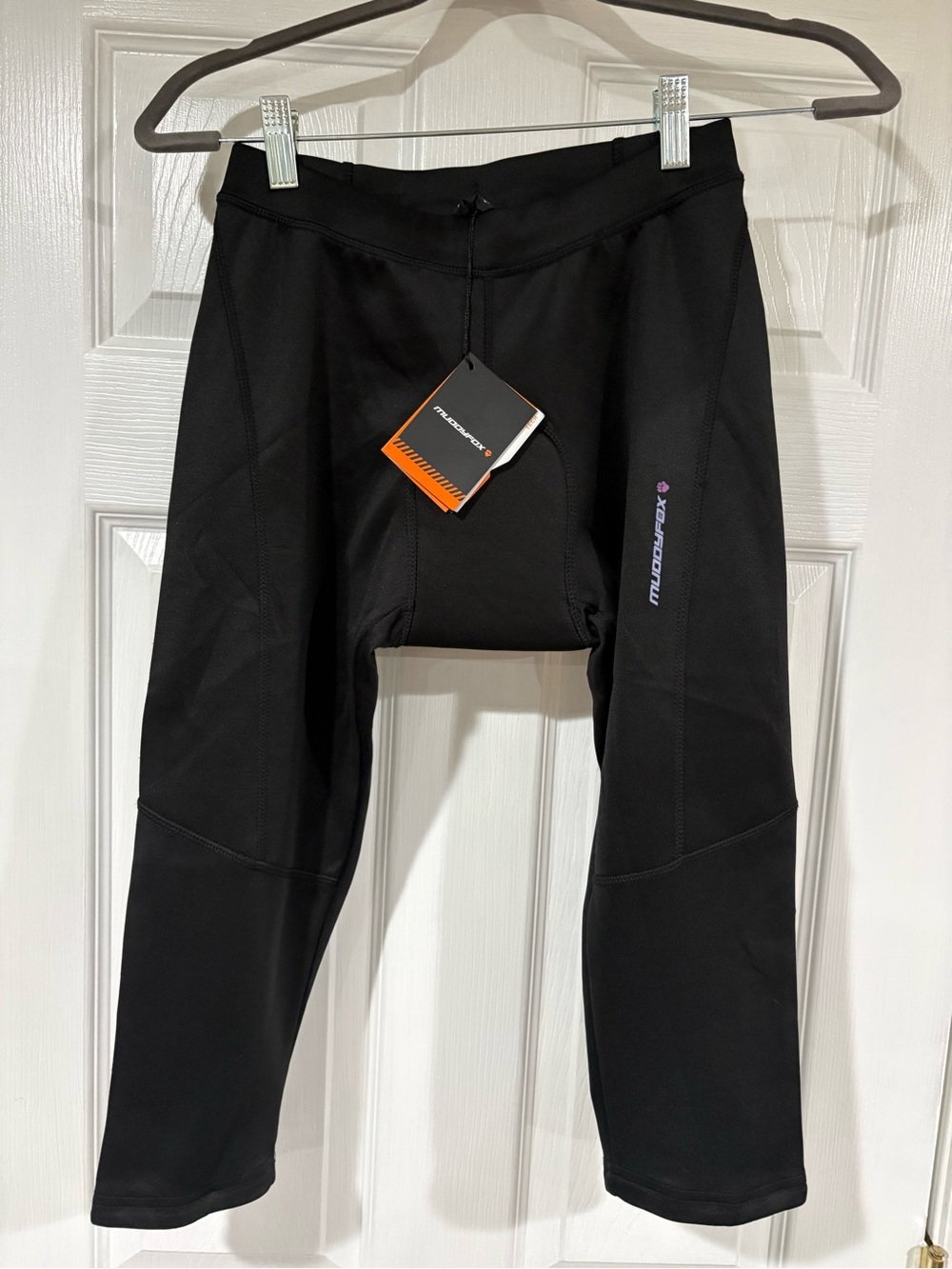 Muddy Fox Women’s Black Padded Cycle Capris, Size 6